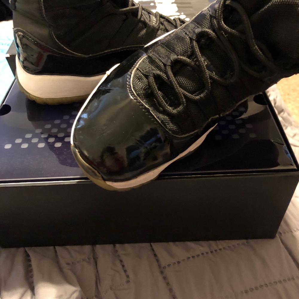 Jordan Space Jams used size 10